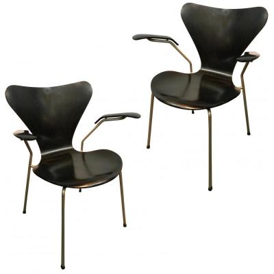 Arne Jacobsen 2 Armchairs Model 3207, Arne Jacobsen By Fritz Hansen 1955 Denmark