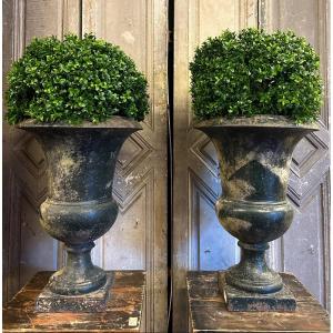 Pair Of Garden Vases Thick. Lxiv