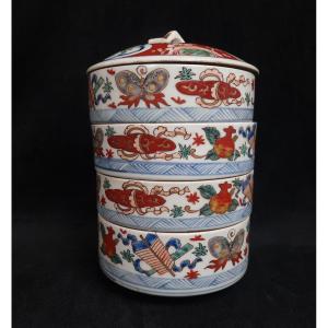 Imari Porcelain Jūbako - Japan (20th Century)