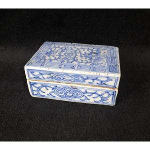 Porcelain Box - China (19th Century)