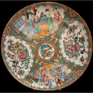 Canton Porcelain Plate - Famille Rose (19th Century)