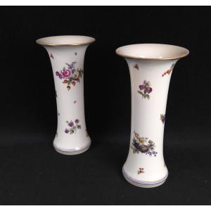 Pair Of Porcelain Vases (20th Century)