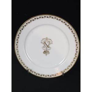 Assiette En Porcelaine De Sèvres (19th Century)