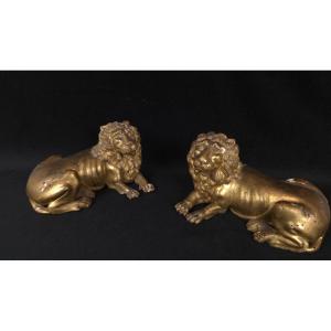 Pair Of Lions In Carved And Gilded Wood (19th Century)