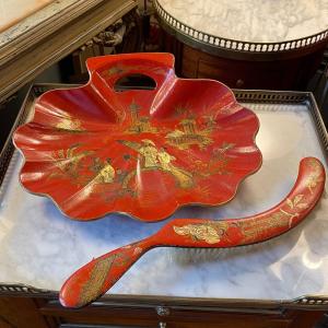 19th Century Paper Mache Crumb Collector