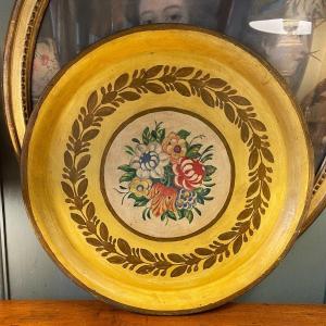 Painted Sheet Metal Tray, Diameter 45 Cm