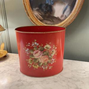 Small Painted Sheet Metal Basket, Height 20.5 Cm