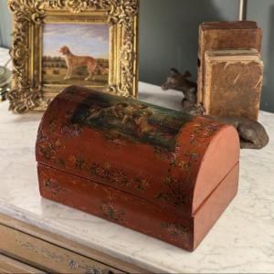 19th Century Martin Varnish Box With Cherub Decoration