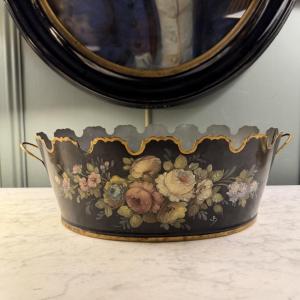 Cooling Stand, Glass-enclosed Painted Sheet Metal With Floral Decoration 