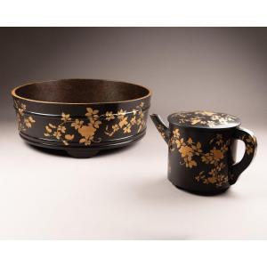 Wash Basin And Ewer In Hiramaki-e, From The Late Edo Or Early Meiji Periods