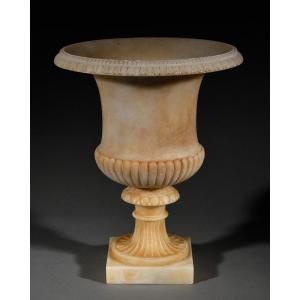 Medici Vase In Alabaster - Nineteenth Century
