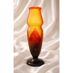 Art Deco Vase  Schneider 