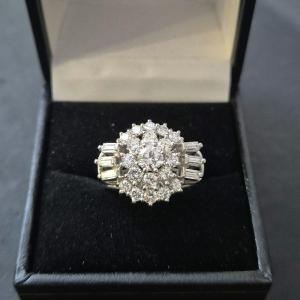 Bague Années 60 Marguerite Diamants