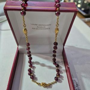 Late 19th Century Gold And Garnet Necklace