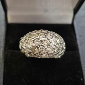 1990s Pavé Ring In Grey Gold With Diamond Pavé