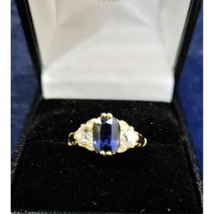 Diamond Sapphire Ring
