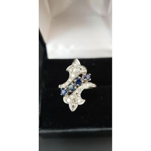 White Gold Ring Set With Sapphires And Diamonds