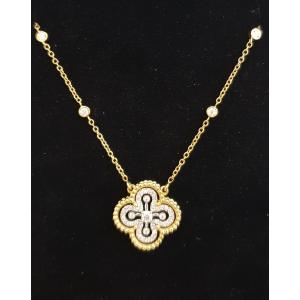 90s Two-tone Diamond Gold Pendant Necklace