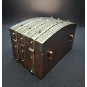 Messenger Box