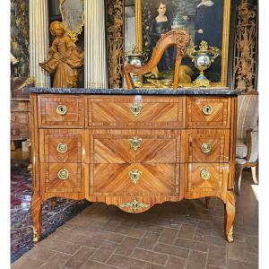 Louis XV-louis XVI Transition Period Chest Of Drawers
