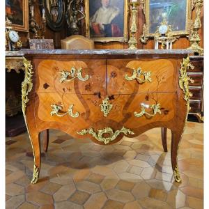 Louis XV Period Curved Chest Of Drawers