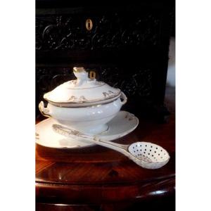 Paris Porcelain Sugar Bowl With Its Sprinkler Spoon, Louis Philippe Period 