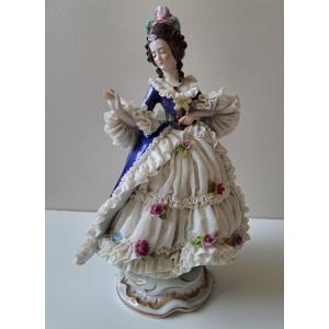 Lady With A Fan Saxon Porcelain 