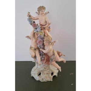 Porcelain Statuette Of Cherubs And A Garland Of Flowers, Czech 