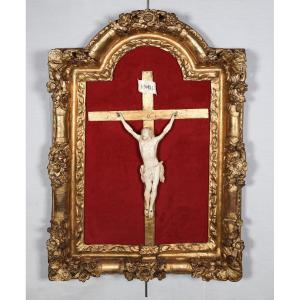 Provençal Ivory Christ From The Regency Period, Early 18th Century