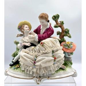  Unterweissbach Large Statuette Figurine Romantic Group Porcelain Lace