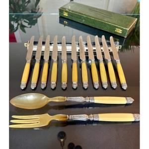 Entremet Knives And Salad Cutlery In Horn And Silver Metal Art Deco Service