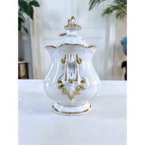 White Porcelain Sugar Bowl, Old Paris Style - Fine Gold Decoration - Haviland 