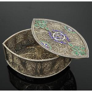 Box In Filigree Vermeil, Blue Green And White Enamel Interlacing Pattern, 19th Century