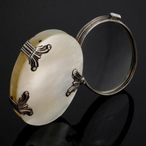 18th Century Oval Mother-of-pearl And Silver Folding Magnifying Glass