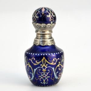 19th Century Renaissance Style Enamelled Silver Salt Bottle