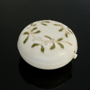 Pillbox Decorated With Mistletoe, Circa 1900