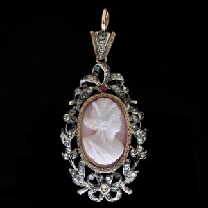 Napoleon III Period Cameo Pendant With Silver And Gold Crystals