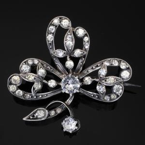 19th Century Silver And Crystal Clover Brooch In Its Antique Case