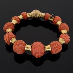 Bracelet Early 19th Century Carved Coral And Pomponne
