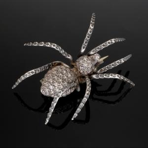 Articulated Spider Brooch In Textured Silver 1880