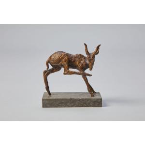Renée Sintenis (1888 - 1965) Bronze Sculpture “antelope Licking Its Right Foot”