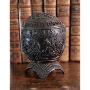 Carved Coconut Dated 1775 - Signed Folk Art, Sailor Or Convict Work