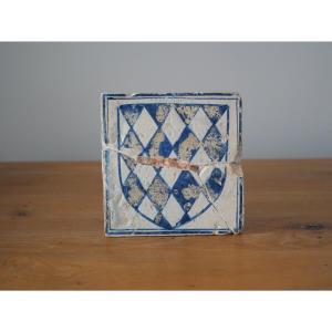 Medieval Spanish Heraldic Floor Tile – Manises, 15th Century – Centelles Family