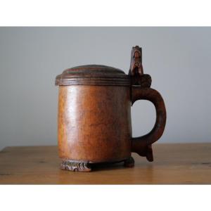 Norwegian "løvekanne" Mug ” Carved From A Birch Root – 18th Century