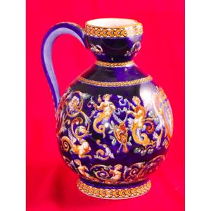 Gien, Pitcher At Anse 