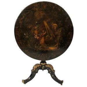 Very Large Napoleon III Tilting Pedestal Table In Black Lacquered Wood With Bird-of-paradise Décor