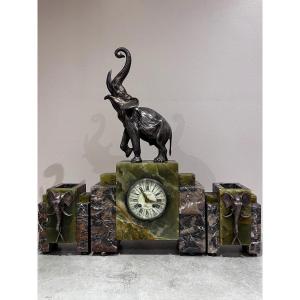 Art Deco Mantelpiece, Clock And Vases