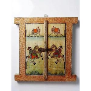 Early 20th-century Rajasthan Window Mirror In Hand-painted Bone With Horseman Decoration