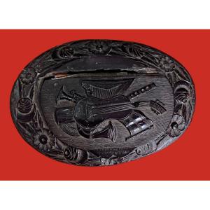 Corozo Snuff Box Decorated With Musical Instruments