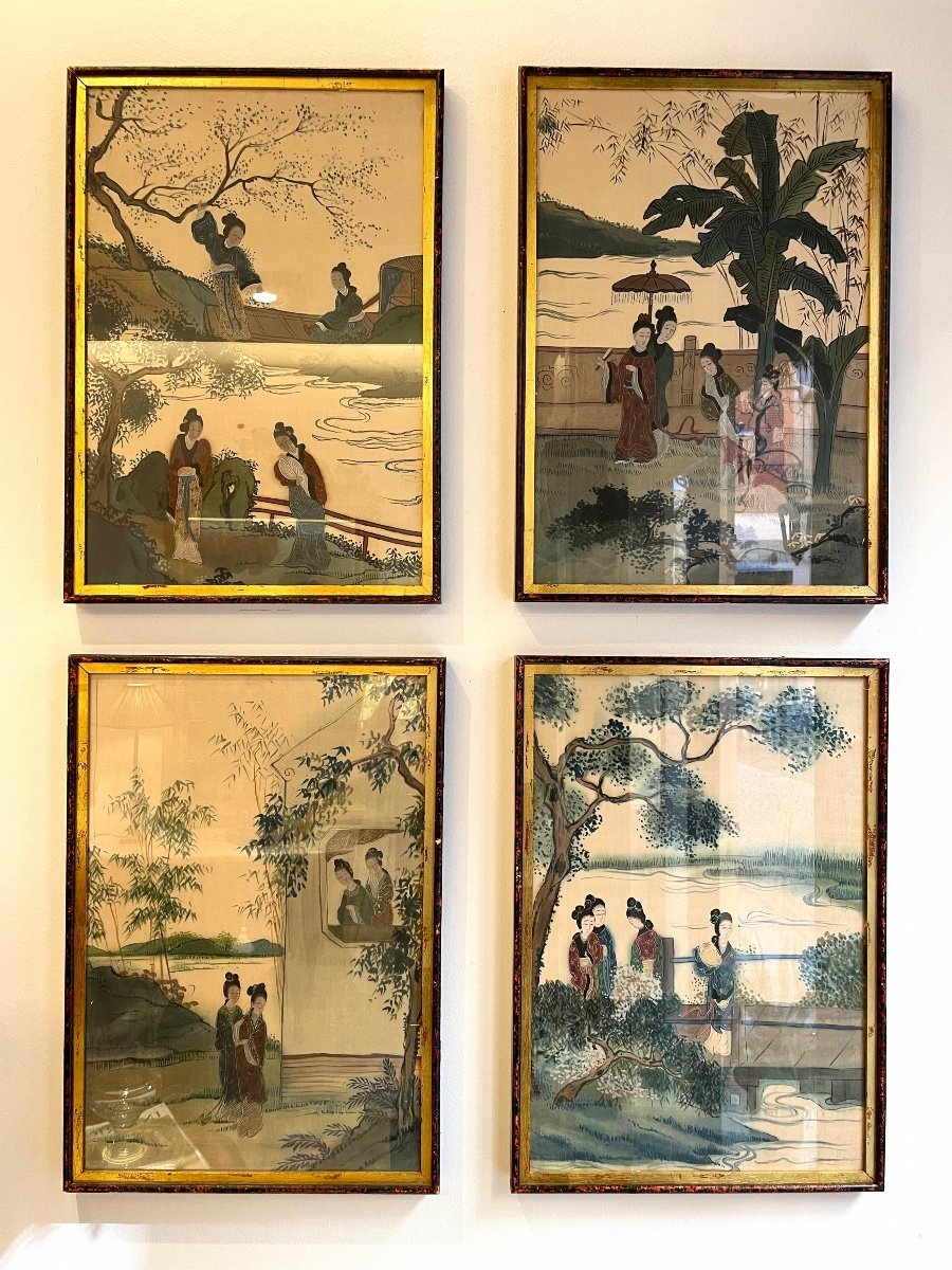 Serie di bellissimi quattro pannelli dipinti dipinti su seta.